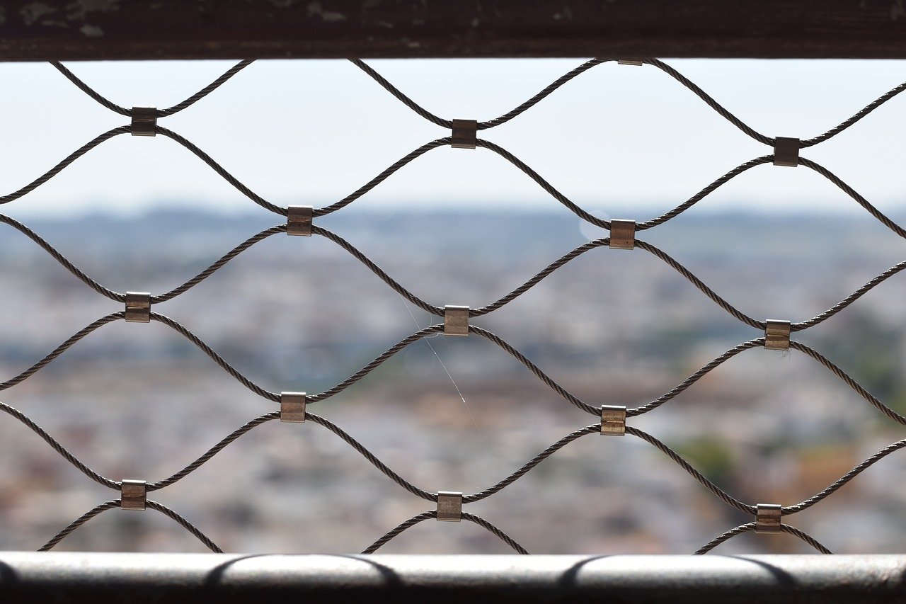 如何利用快捷键和删除多余页面提高SEO